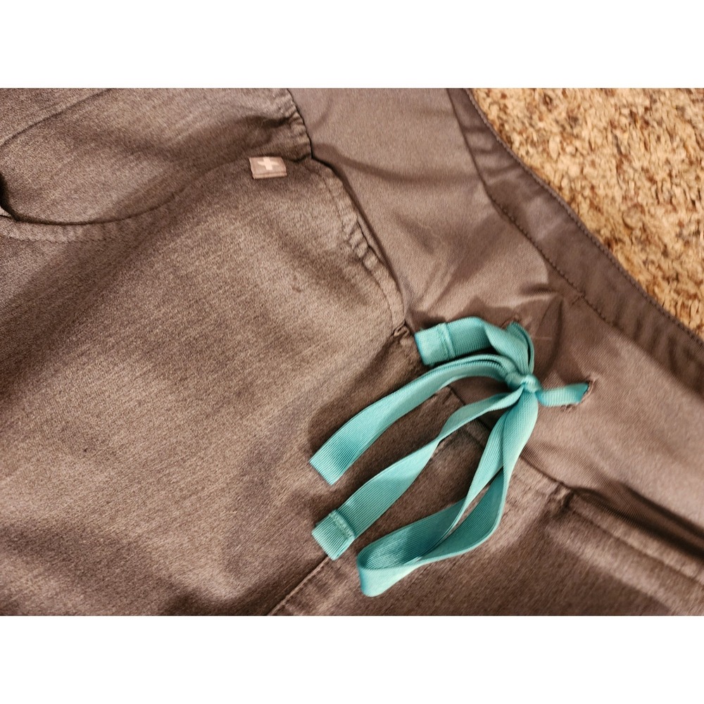 FIGS Zamora Jogger Scrub Pants Graphite Set of 2 Bundle Women's Small EUC - Picture 4 of 9